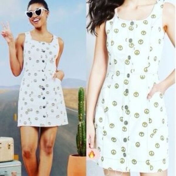 Modcloth Sleeveless Peace Sign White Denim Mini Dress Size 14 - Picture 1 of 9